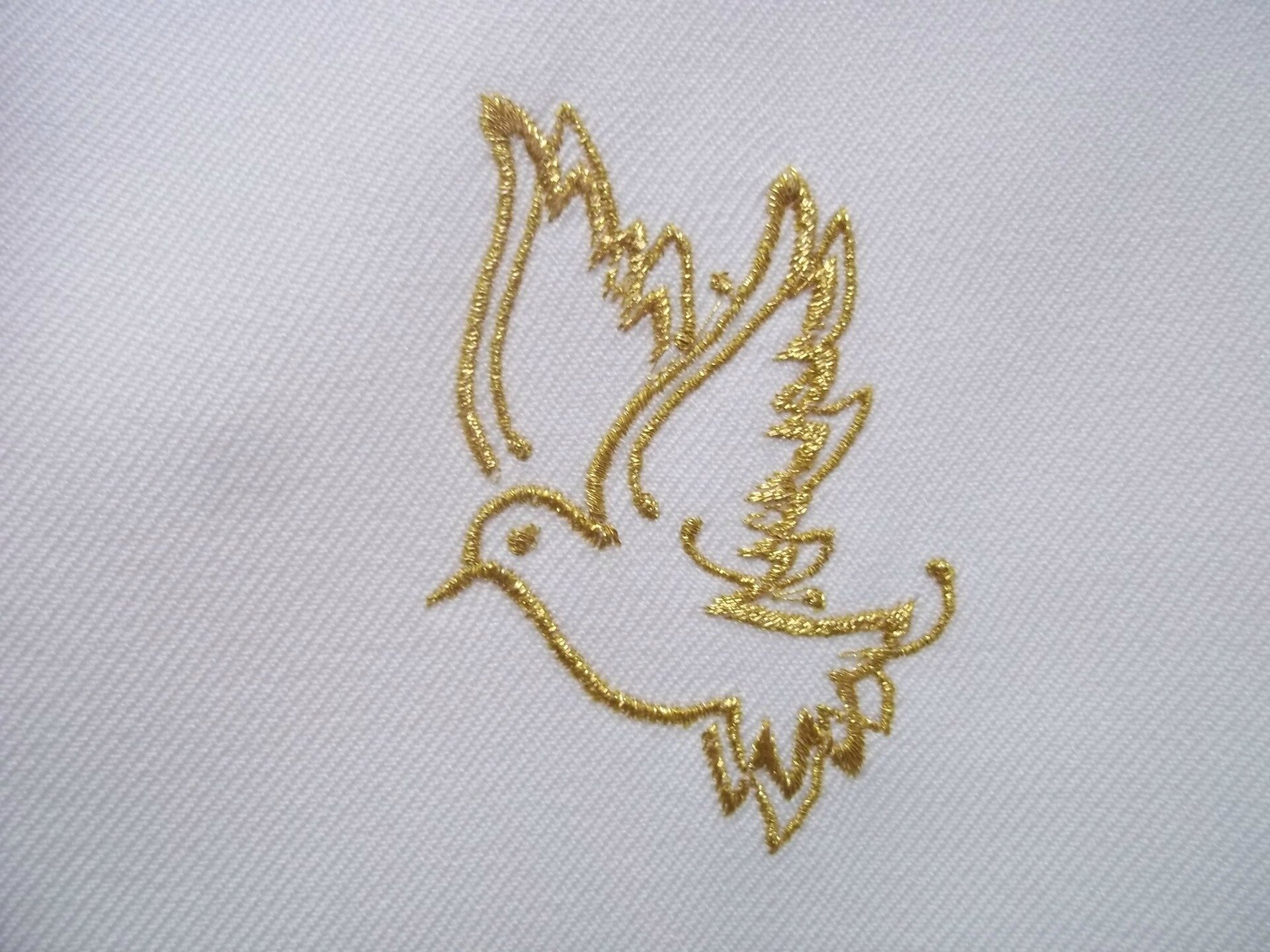 Broderie colombe