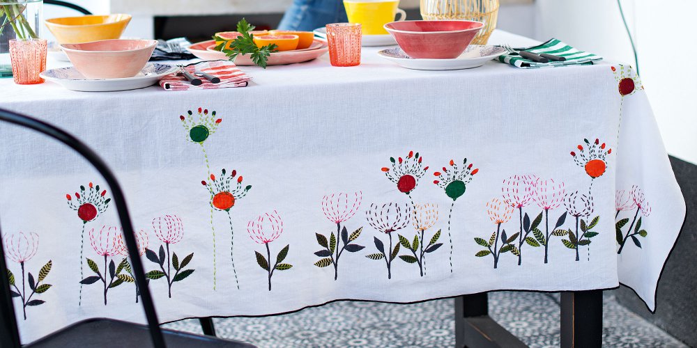 Nappe brodée – Printemps 2026